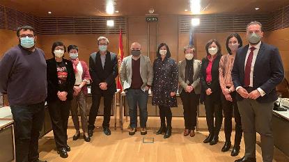 el presidente de CERMI Estatal, Luis Cayo Pérez Bueno, acompañado en el Senado, por su comparecencia ante la Ponencia de estudio sobre el proceso de envejecimiento en España 