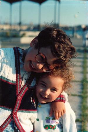 Alejandro Moledo, del EDF, junto a su hermana